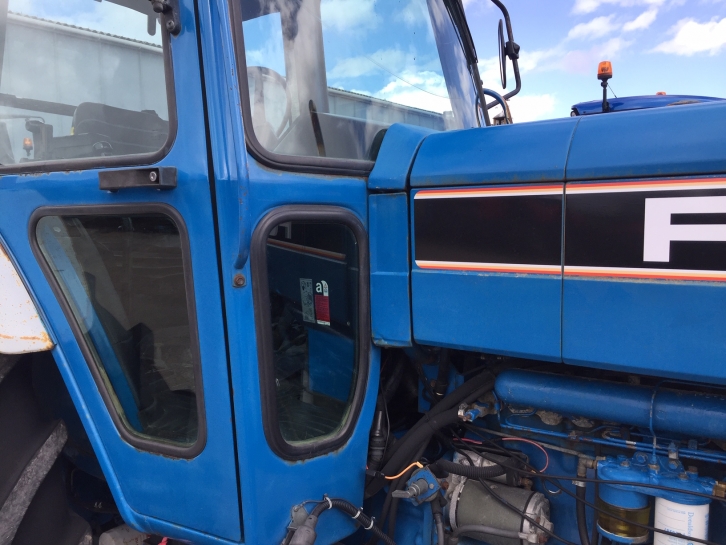 Ford 8210 III