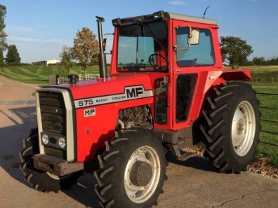 Massey Ferguson 575