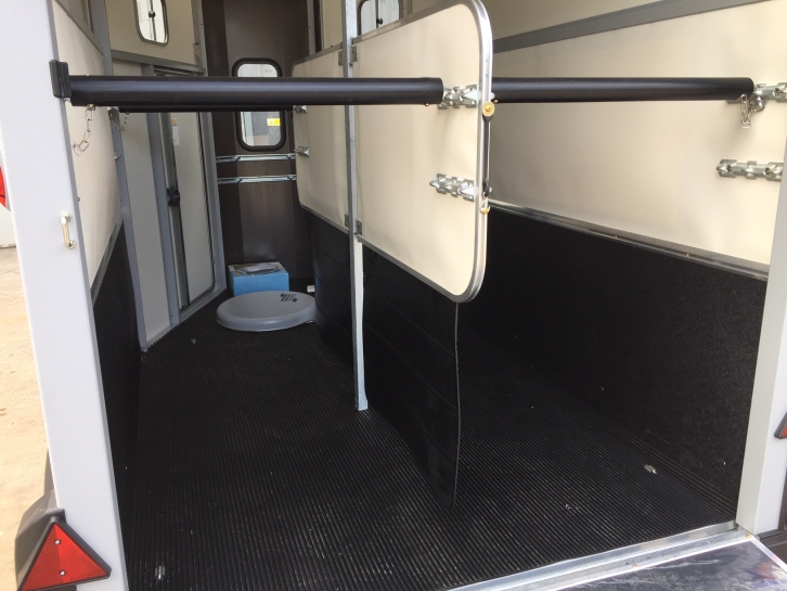 Ifor Williams HB 511 horse box
