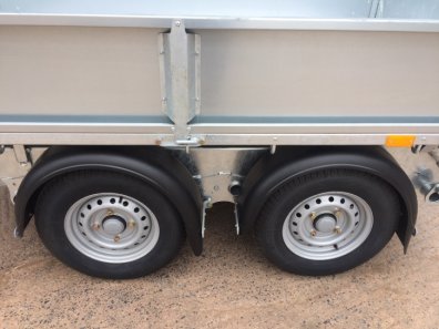 Ifor Williams TT2515 tipping trailer