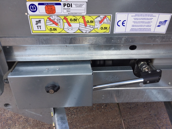 Ifor Williams TT2515 tipping trailer