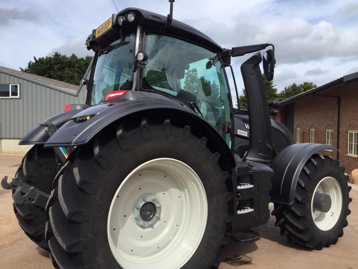 Valtra T234 Direct