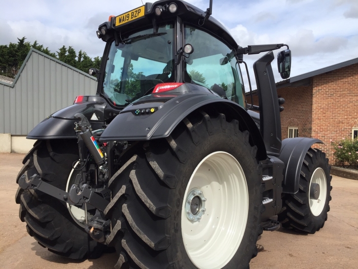 Valtra T234 Direct