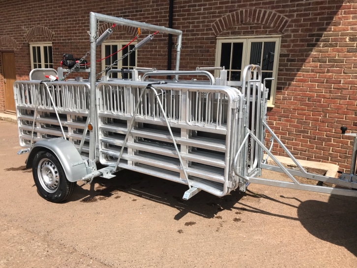 Alligator Pro250 mobile sheep yard