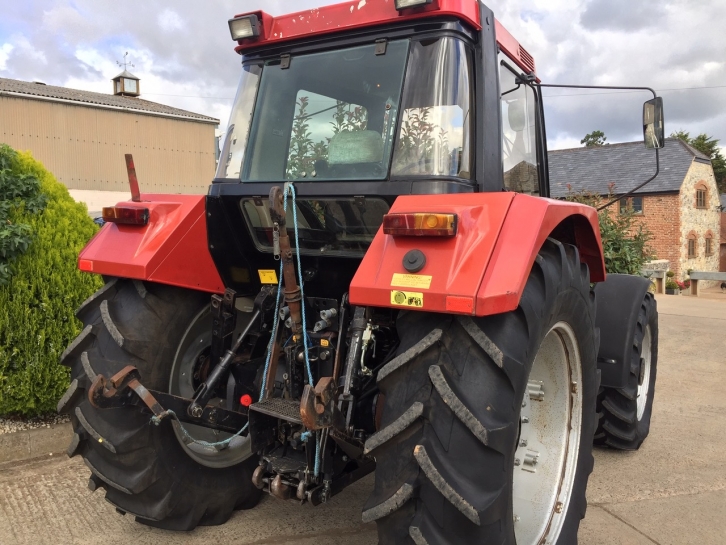 Case International 1056XL