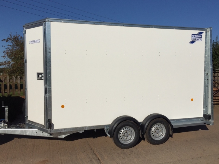 Ifor Williams BV125X7 box trailer