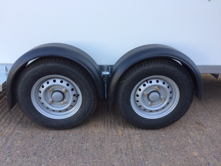 Ifor Williams BV125X7 box trailer