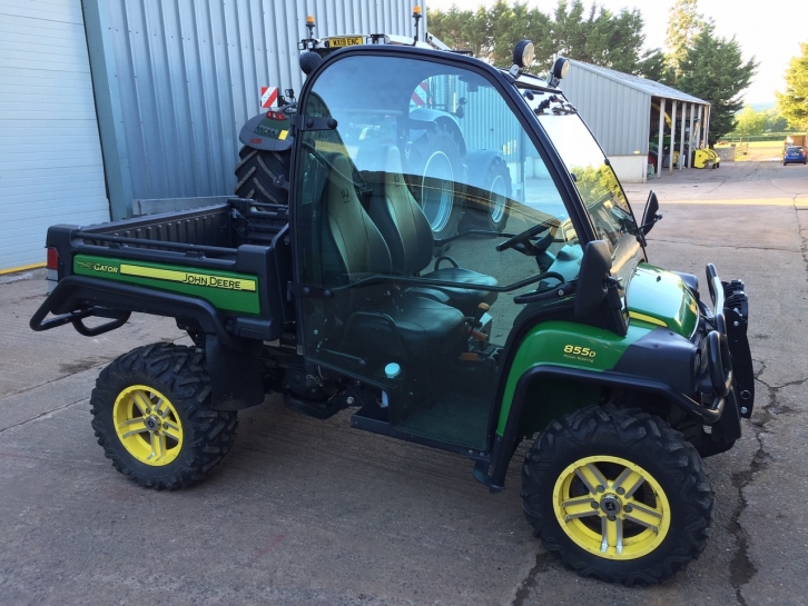 John Deere 855D XUV Gator