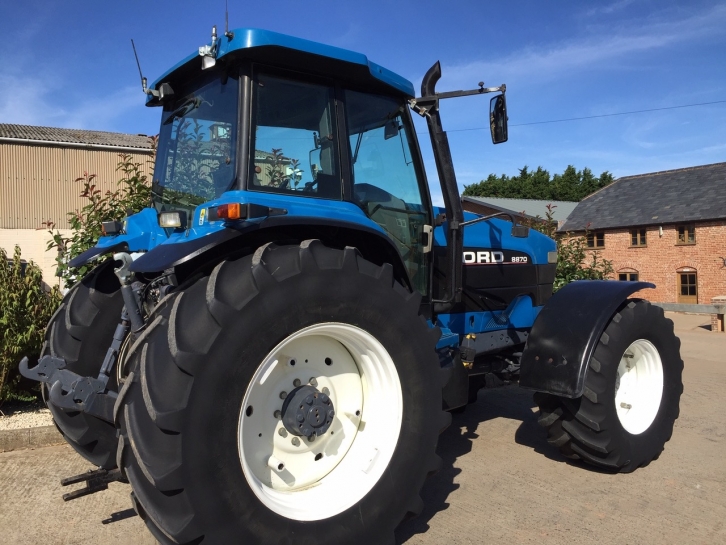 Ford 8870