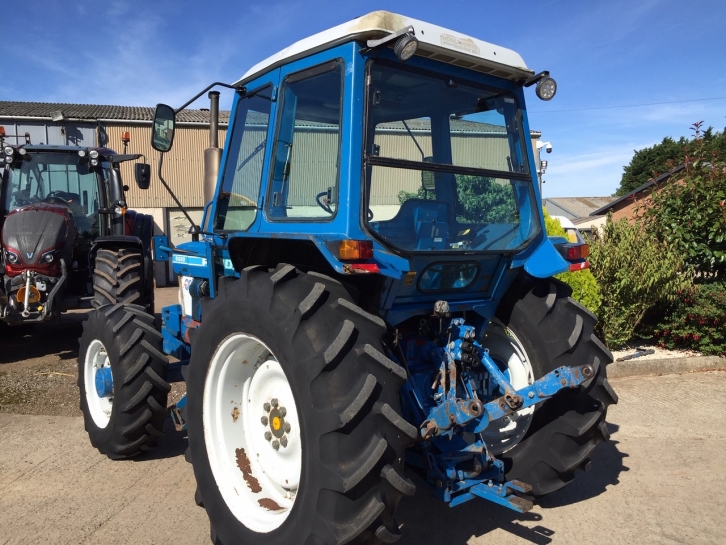 Ford 5610