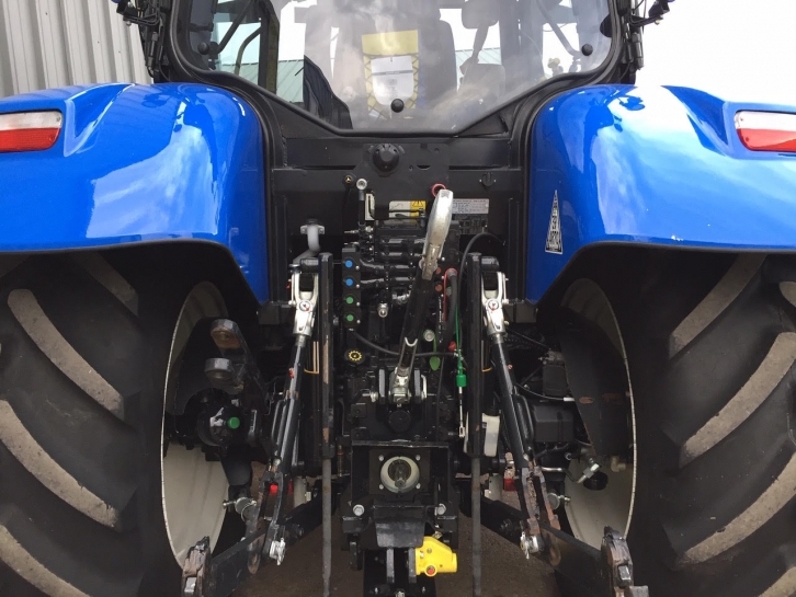 New Holland T6.180