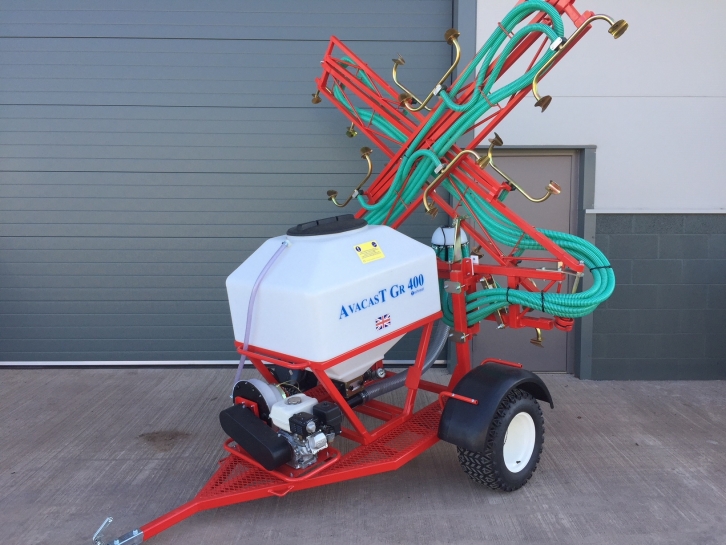 Techneat Avacast Trailed GR400 applicator
