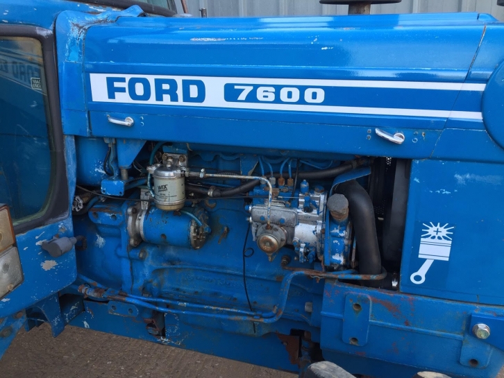 Ford 7600