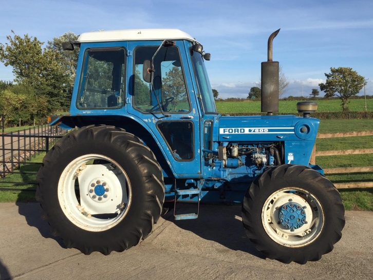 Ford 7600