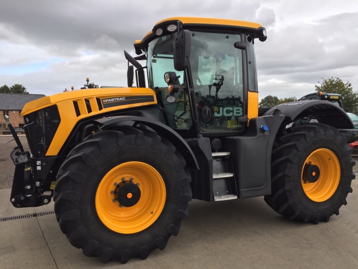 JCB 4220