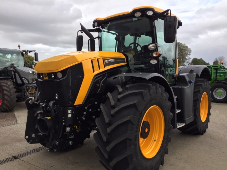 JCB 4220