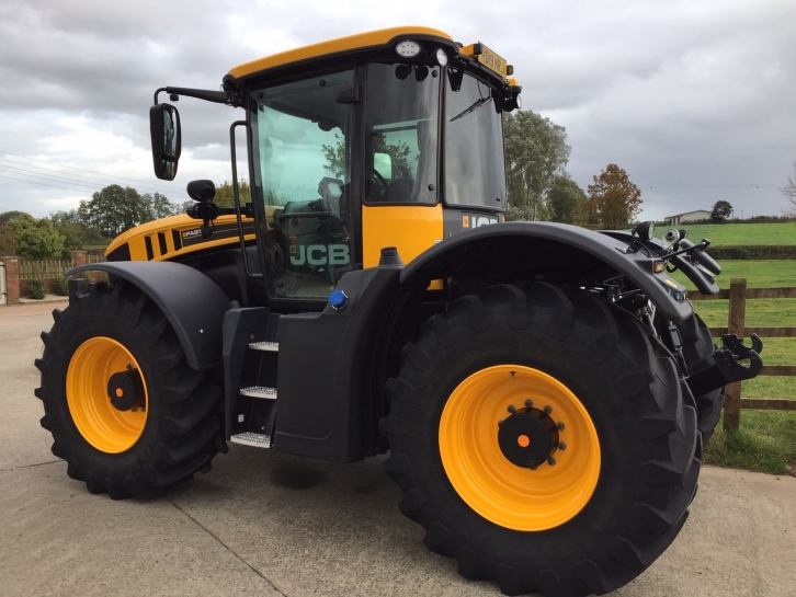 JCB 4220