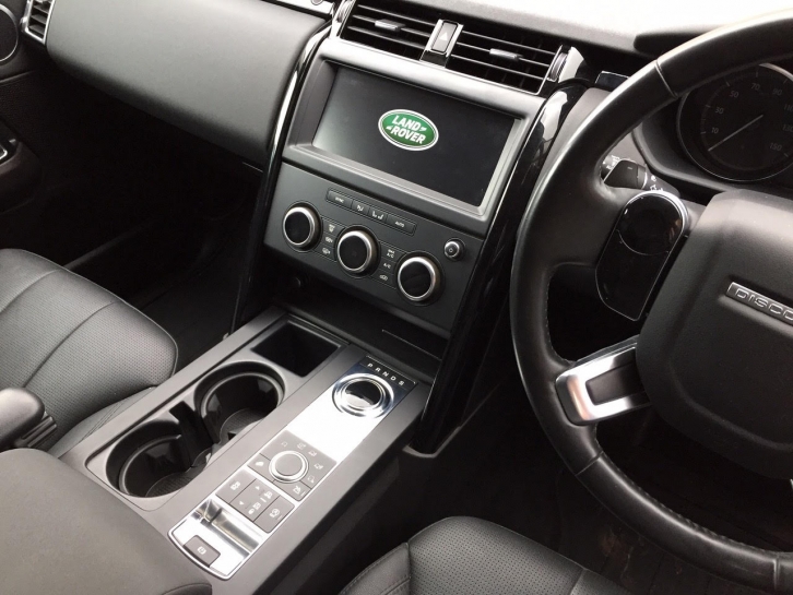 Land Rover Discovery Commercial TD6