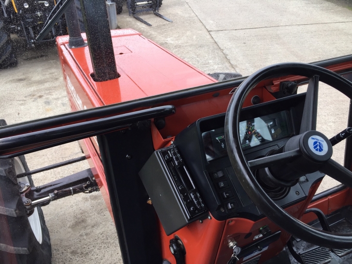 New Holland 110-90