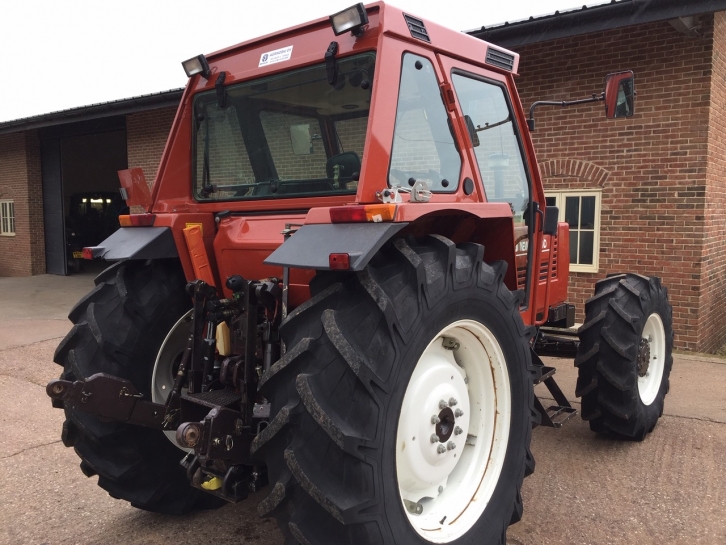 New Holland 110-90