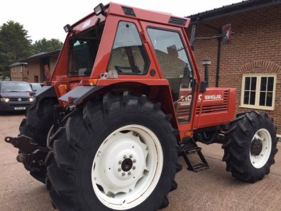 New Holland 110-90
