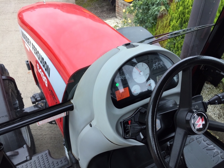 Massey Ferguson 6499