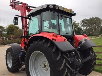 Massey Ferguson 5712 SL