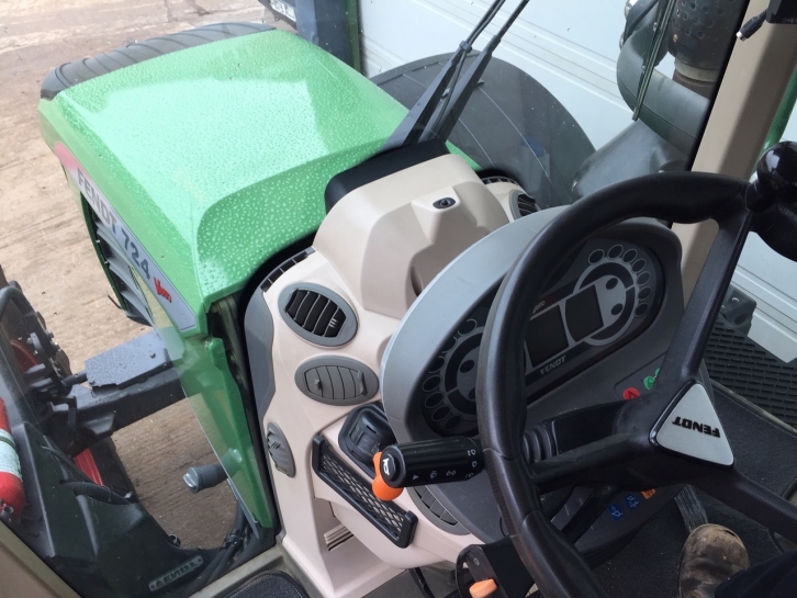 Fendt 724 Profi-Plus
