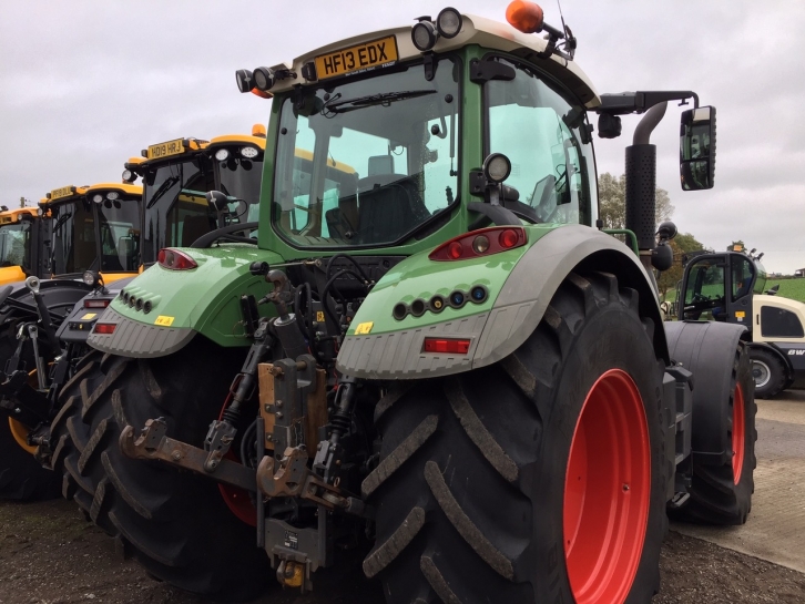 Fendt 724 Profi-Plus