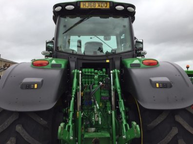 John Deere 6250R