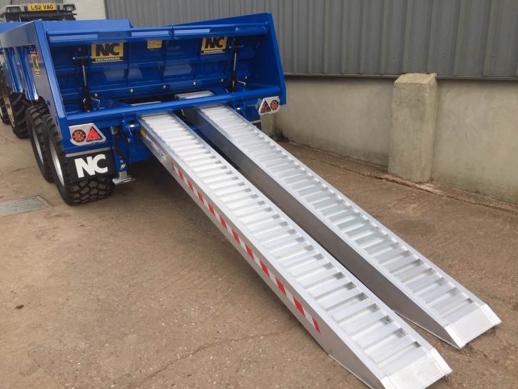 NC 616 16 Ton dump trailer