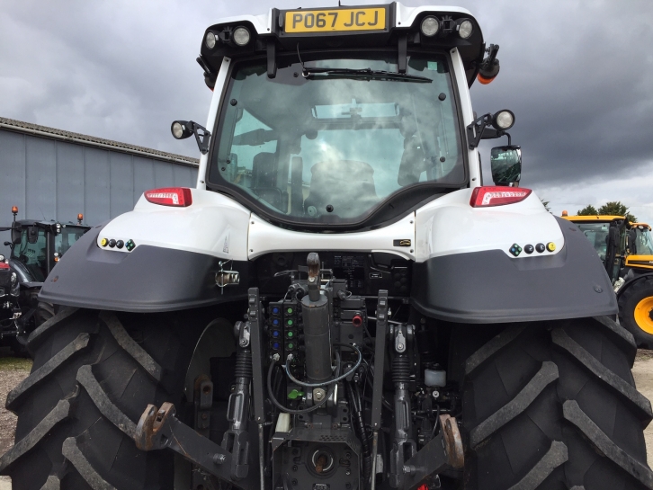 Valtra T174 Versu