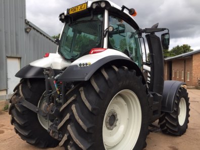 Valtra T174 Versu
