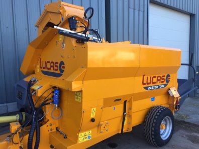 Lucas Caster 30R straw chopper