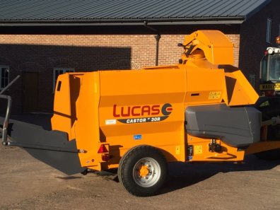 Lucas Caster 30R straw chopper