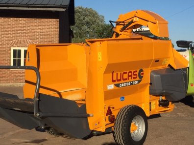 Lucas Caster 30R straw chopper