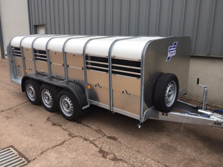 Ifor Williams TA510 trailer