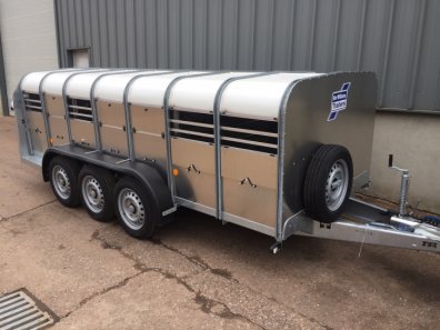 Ifor Williams TA510 trailer
