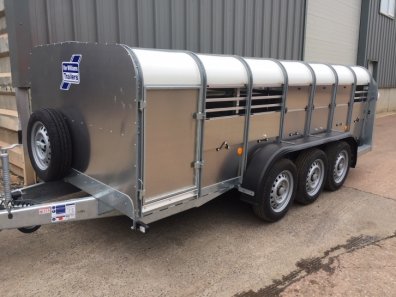 Ifor Williams TA510 trailer