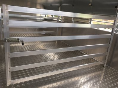 Ifor Williams TA510 trailer