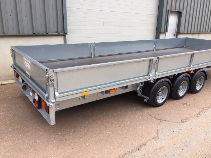 Ifor Williams LM206 trailer