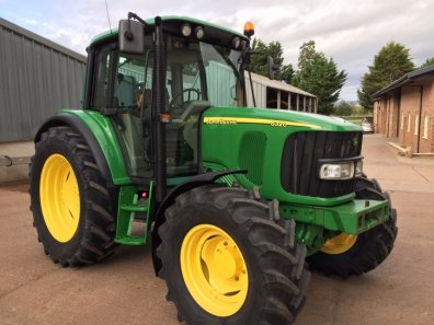 John Deere 6320