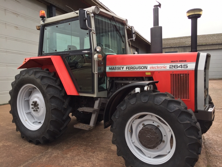 Massey Ferguson 2645 Electronic