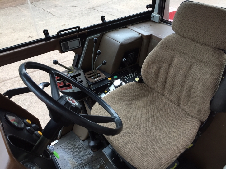 Massey Ferguson 2645 Electronic
