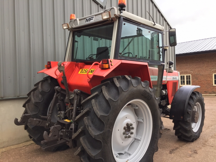 Massey Ferguson 2645 Electronic