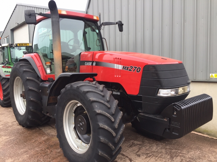 Case Magnum MX270