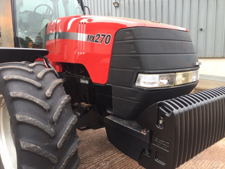 Case Magnum MX270