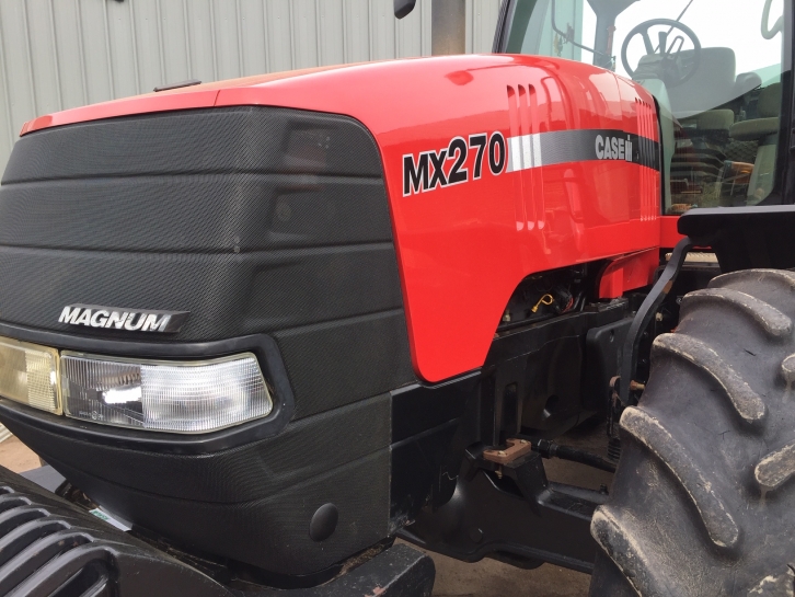 Case Magnum MX270