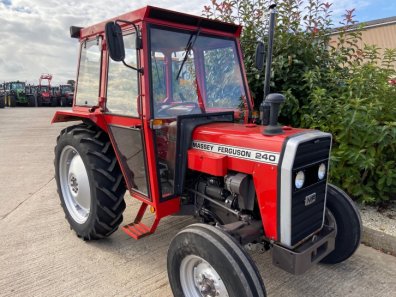 Massey Ferguson 240
