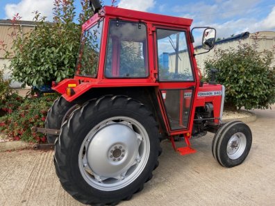Massey Ferguson 240